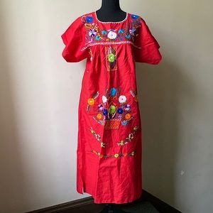 Vintage Hand Embroidered Floral Ethnic Mexican Midi to Maxi Dress Boho Flowers